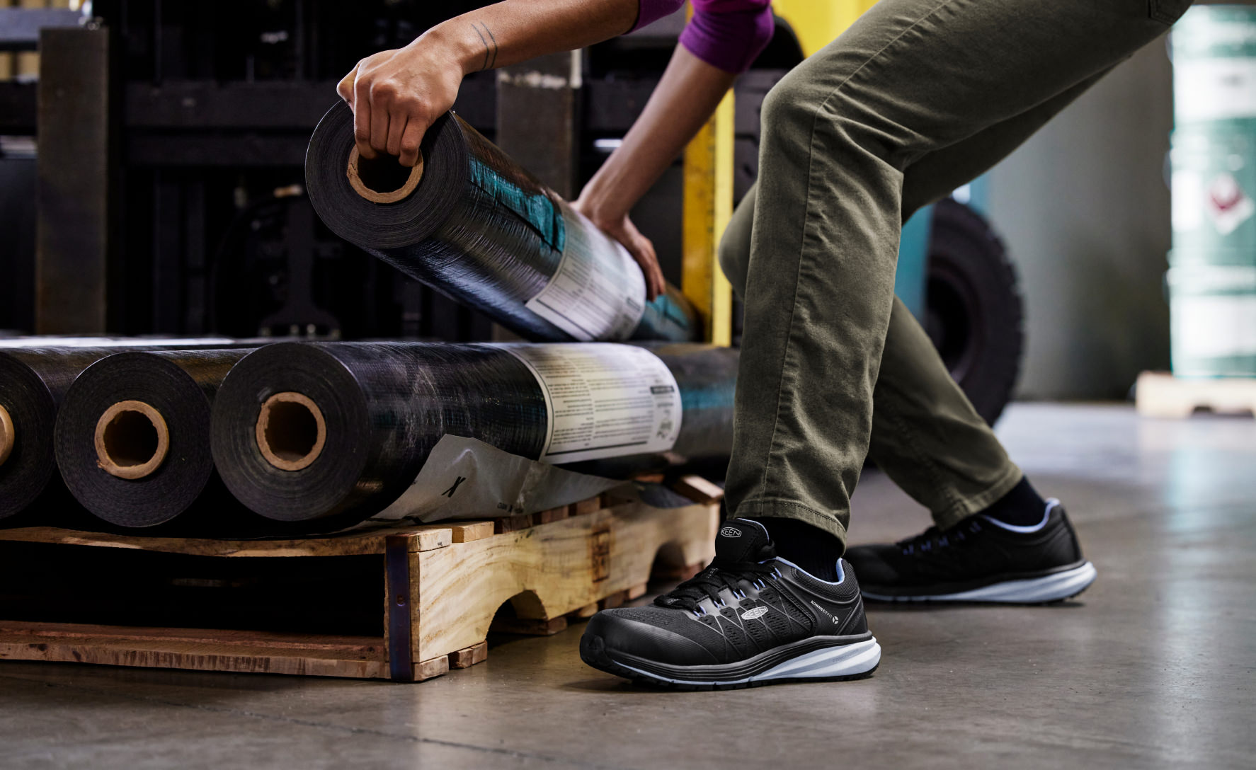 Women's Vista Energy (Carbon Toe) Hydrangea/Black - Image 6