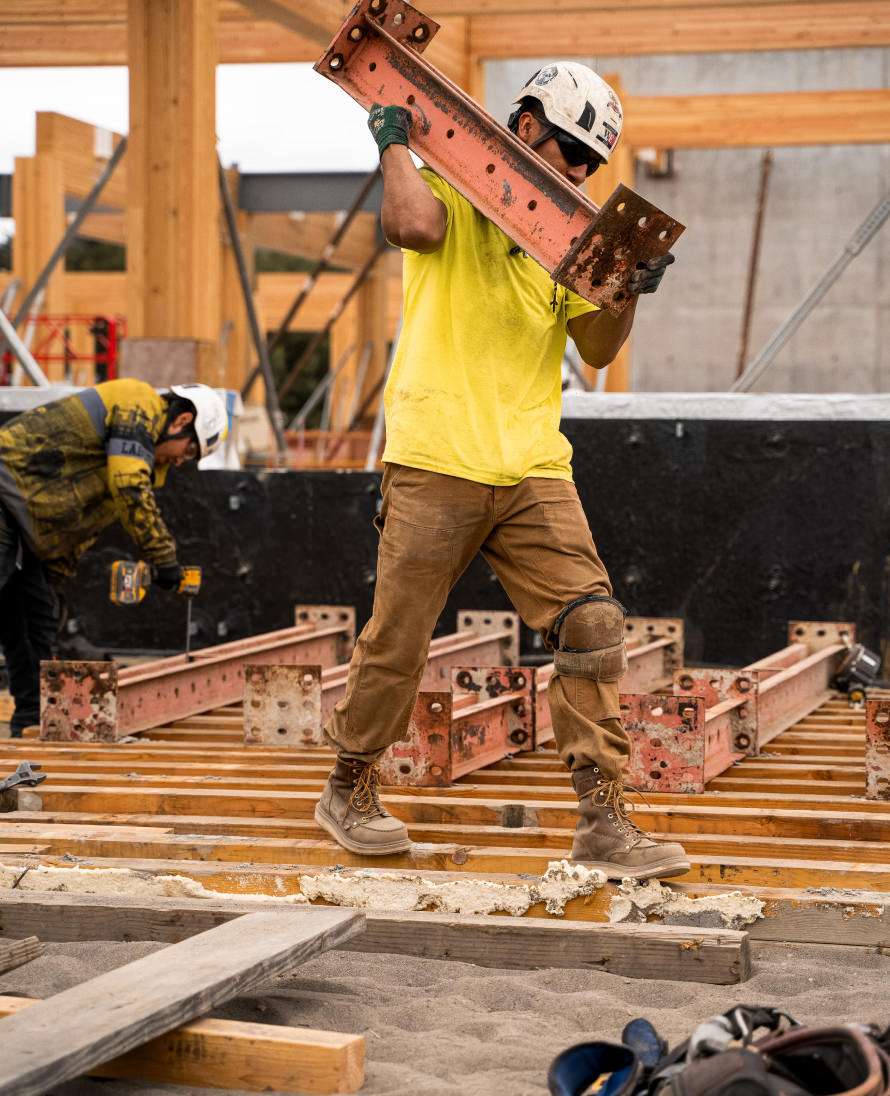 Men's Liberty 8" Waterproof Boot (Carbon Toe) Chestnut/Gum - Image 8