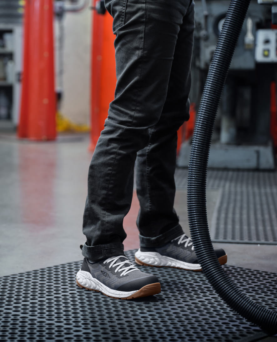 Men's Arvada Shift Work Sneaker (Carbon Toe) Martini Olive/Black - Image 8