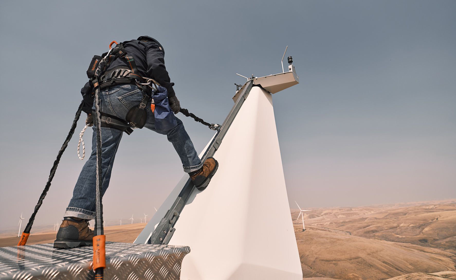 Men's CSA Camden 6" Waterproof Boot (Carbon Toe) Dark Earth/Black - Image 7